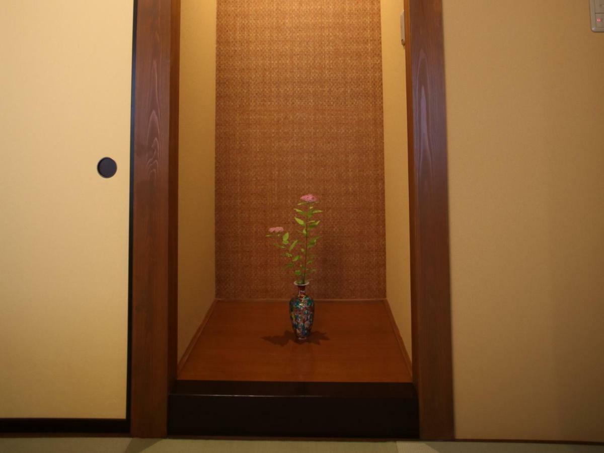 Kanazawa Yuwaku Onsen Kokarian Exterior photo
